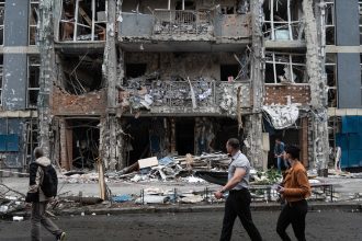 analiza teroarea indusa de kremlin prin atacuri aeriene asupra civililor ucrainei are ca scop sustinerea impresiei ca rusia castiga razboiul 6835f790bc9cf