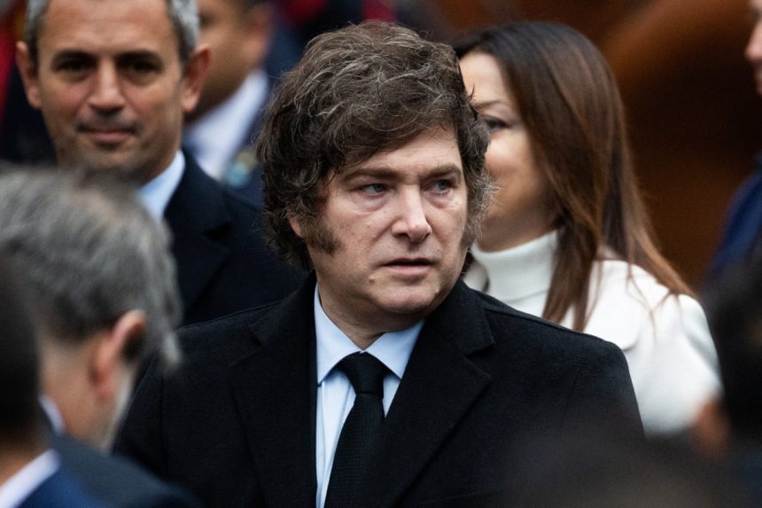 Argentina confirmă retragerea din OMS, în timp ce RFK Jr. poposește la Buenos Aires 1 argentina ratifies decision to withdraw from who as rfk jr visits buenos aires 6835f40d46021