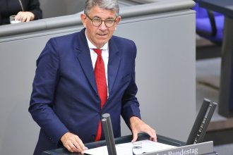 berlinul pregateste un proiect de lege pentru a taxa platformele digitale o rata de impozitare de 10 este legitima 68387d41849e1