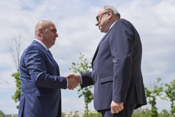 bolojan despre decizia ccr asigurarea transparentei este un element esential pentru recastigarea increderii in institutii 68396c953860f