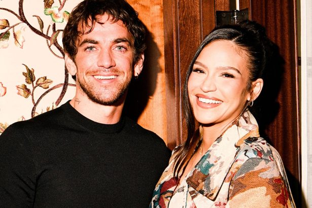 cassie gives birth to her third child 683743f98cf40