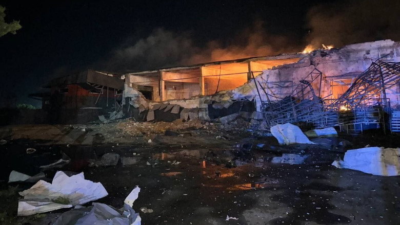 Atacuri cu drone kamikaze rusești asupra Izmailului, Ucraina denunță distrugerea infrastructurii civile 1 drone kamikaze rusesti au lovit izmail langa romania ucraina acuza lovituri asupra infrastructurii civile 68398878e7abd