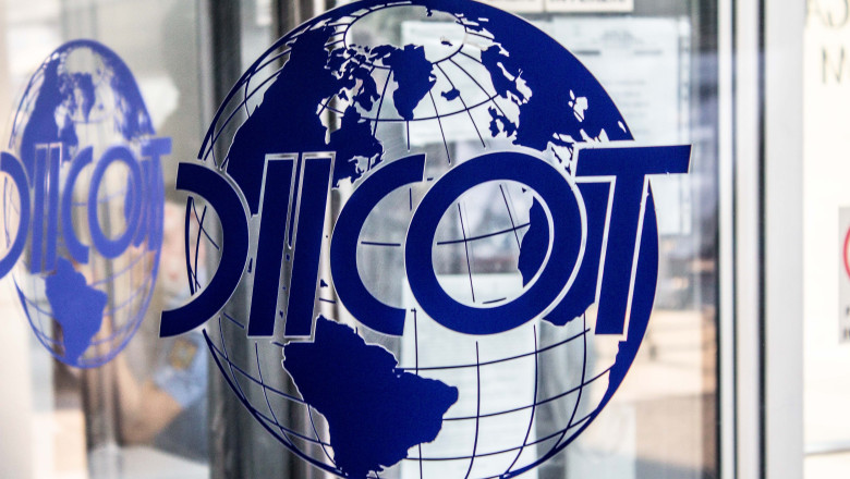 O tânără victimă a abuzului timp de 7 ani, constrânsă să se prostitueze și să facă video chat, hrănită doar o dată pe zi de familia din București 1 femeie exploatata 7 ani de o familie din bucuresti fortata sa se prostitueze si sa faca video chat primea mancare o data pe zi 683756425eafc