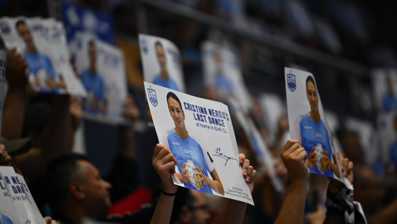 handbal feminin csm bucuresti cadou de final pentru neagu victorie cu dunarea braila si devine campioana in 2025 6834d593ea8c0