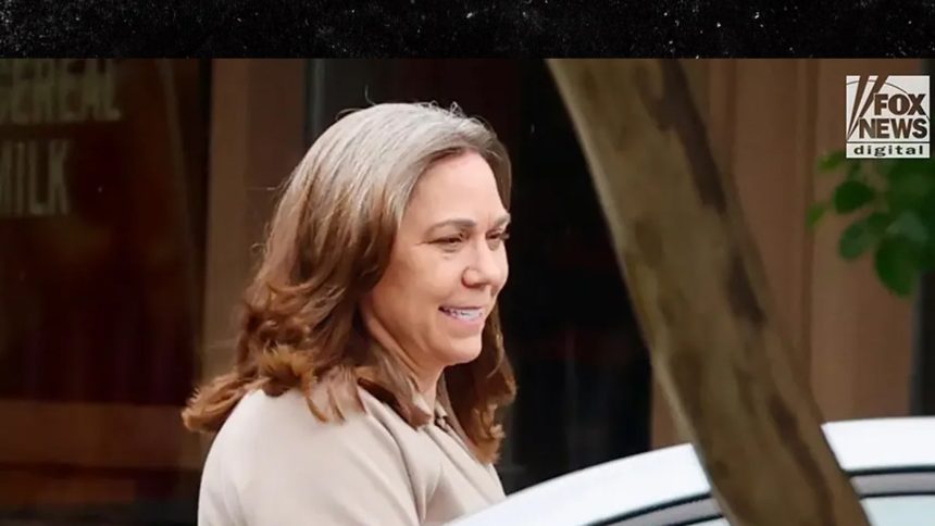 julie chrisley makes first post prison appearance after trumps pardon 6838c6b04c90e