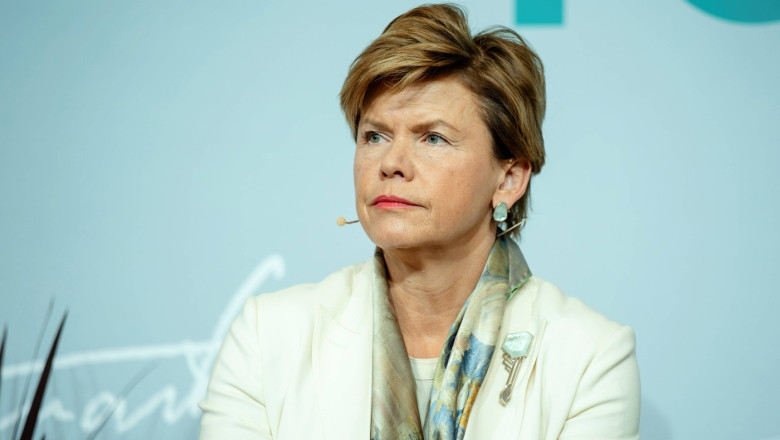 Letonia cere țărilor din UE să oprească acordarea vizelor pentru ruși 1 letonia solicita tuturor statelor membre ale ue sa suspende eliberarea de vize pentru cetatenii rusi 68354fffa2fe2