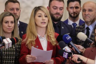 parlamentarii demisionari din pot anunta ca vor promova valorile europene la intalnirea de la cotroceni cu presedintele nicusor dan 68370fe3ca4e2