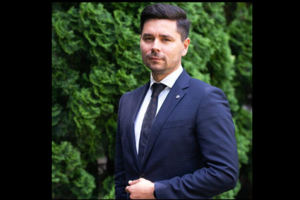 secretarul general al ani 97 dintre tarile ocde au declaratii de avere publice decizia ccr este un pas spre regres 683aa9e9cc369