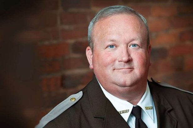 trump a gratiat un fost serif condamnat pentru luare de mita va avea o viata minunata si rodnica 68354a22130e7