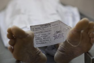 un fost director al morgii harvard a pledat vinovat pentru trafic cu parti din cadavrele donate universitatii 6835757bdabfe