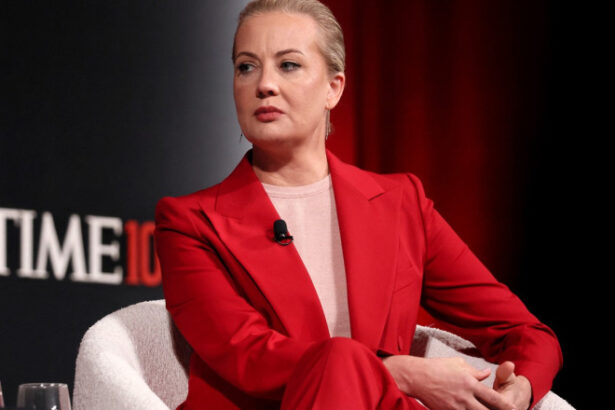 vaduva lui aleksei navalnii va lansa din franta o televiziune pentru libertatea de exprimare in rusia 683aba5336a88