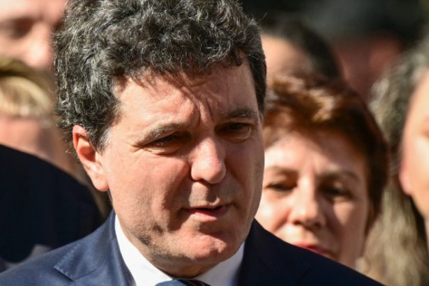 video antreprenorii ii cer lui nicusor dan sa nu creasca taxele dan sucu problema deficitului e legata de cheltuirea larga a banului public 6838268d8bd60