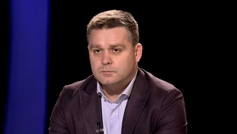Ciprian Ciucu: PNL este gata să îmbrățișeze reformele dificile. Consider că avem nevoie de fețe noi și de încredere în viitorul Guvern 1 video ciprian ciucu pnl e pregatit sa isi asume inclusiv reforme grele cred ca e nevoie si de nume noi si credibile in viitorul