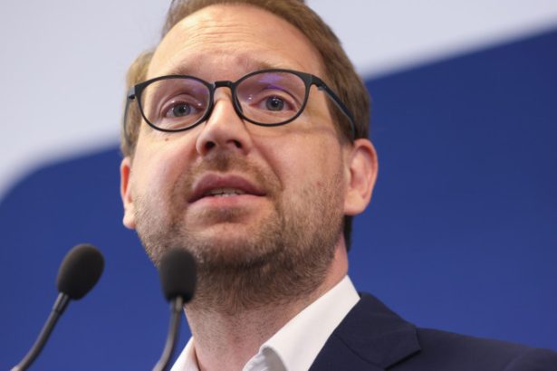 video dominic fritz despre decizia ccr cred ca exista o varianta sa respectam standardele de constitutionalitate ce spune despre ani 6838981497036