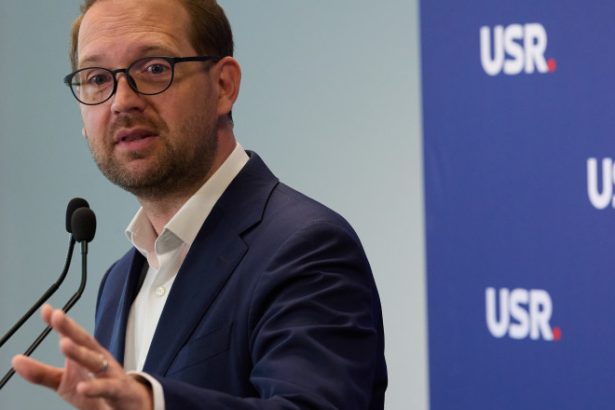 video dominic fritz fara psd nu pot fi trecute in parlament reformele fiscale propuse de nicusor dan 6835a8cfb298a