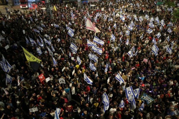 video manifestatie cu mii de oameni la tel aviv pentru eliberarea ostaticilor mobilizare uriasa dupa 600 de zile de razboi 68377b785e1d6