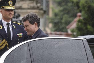 video nicusor dan cheama miercuri partidele la discutii informale pentru formarea noului guvern ce program are azi 68355d29525c6