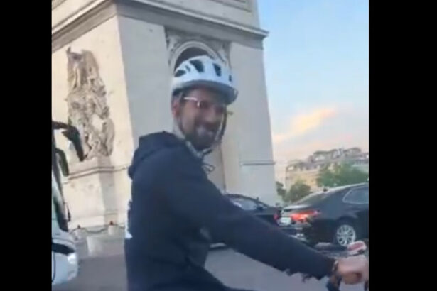 video novak djokovici plimbare cu bicicleta prin paris in plin turneu te iubesc si eu te iubesc 683ae4c131208