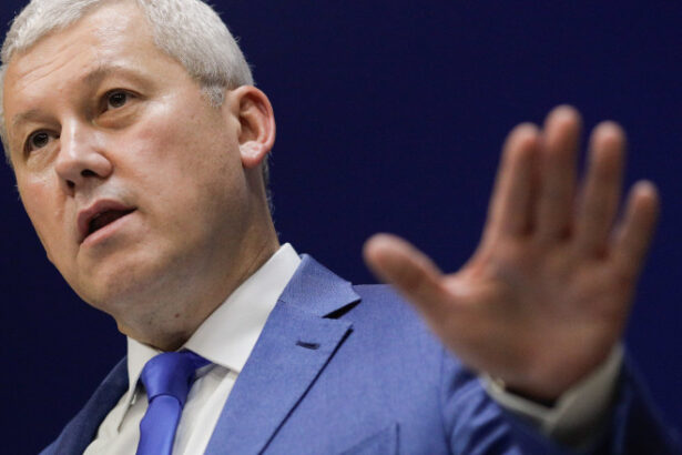 video prima reactie a premierului interimar catalin predoiu dupa decizia ccr privind declaratiile de avere 68397489a1851