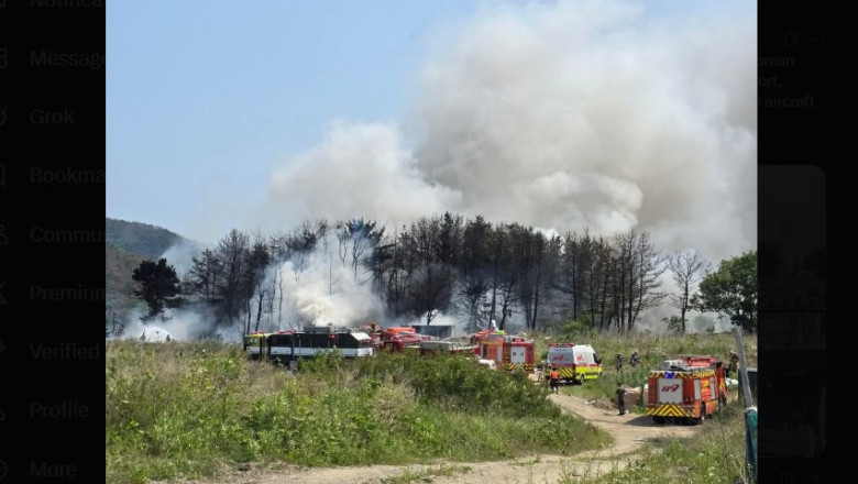 Drama aeriană în Coreea de Sud: Un elicopter militar cu patru ocupanți s-a prăbușit pe un vârf montan 1 video tragedie in coreea de sud un avion militar cu patru persoane la bord s a prabusit pe un munte 683834a045483