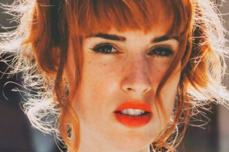 5 painful truths about your family that hit hard once you finally see them 685daf88b14da