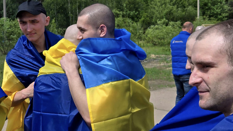 A demarat un nou schimb de prizonieri între Rusia și Ucraina: Câți luptători se vor reintegra în sânul familiei 1 a inceput un nou schimb de prizonieri intre rusia si ucraina cati soldati se vor intoarce acasa 6846df4eaee0d