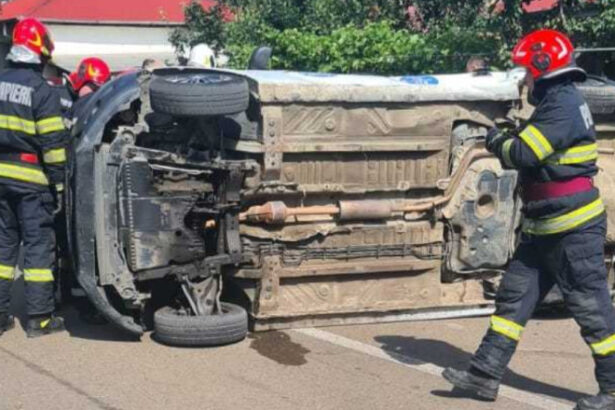 accident grav in botosani un autoturism s a rasturnat in urma impactului trei copii si doua femei au ajuns la spital 6850356b1c2b9