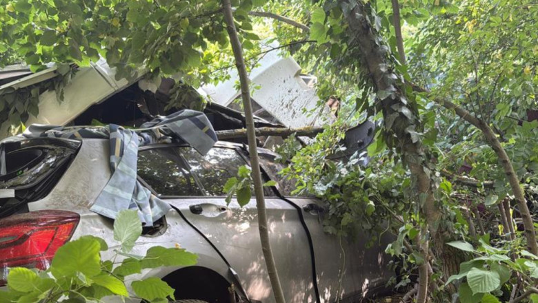 Coliziune fatală în Tulcea: un bărbat a decedat, iar o femeie și doi copii au suferit răni în urma impactului dintre un camion și două mașini 1 accident grav in tulcea intre un camion si doua autoturisme un barbat a murit iar o femeie si doi copii au fost raniti 68470f883651f