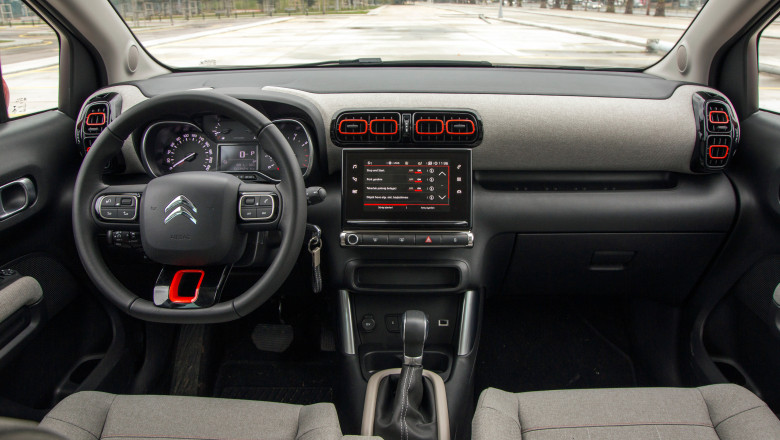 Takata lovește din nou: Citroen solicită oprirea de urgență a tuturor vehiculelor C3 și DS3 din Europa 1 airbag urile takata mai fac o victima citroen cere imobilizarea imediata a tuturor automobilelor c3 si ds3 din europa 6852b5036431f