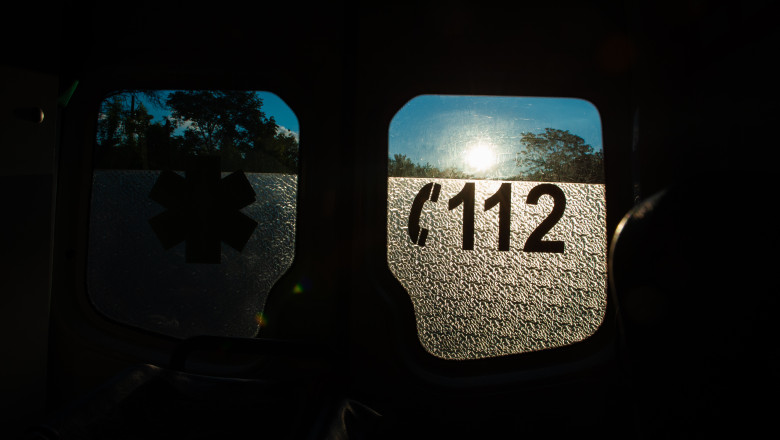 Alarmă la o grădiniță din Capitală: 12 copii și un adult, internați din cauza unor simptome de toxiinfecție alimentară. 1 alerta la o gradinita din capitala 12 copii si un adult transportati la spital cu simptome de toxiinfectie alimentara 685ac8bd5322e