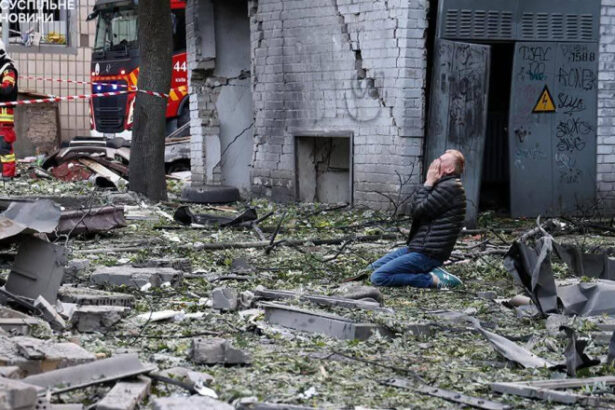 ambasada ucrainei la bucuresti a deschis cartea de condoleante dupa atacul rusiei asupra kievului ce mesaj a scris nicusor dan 6852f0be87b35