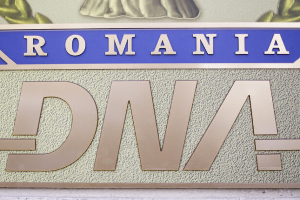 angajate ale universitatii politehnica timisoara au fost trimise in judecata de dna pentru delapidare de fonduri europene erasmus 6859228aaf005