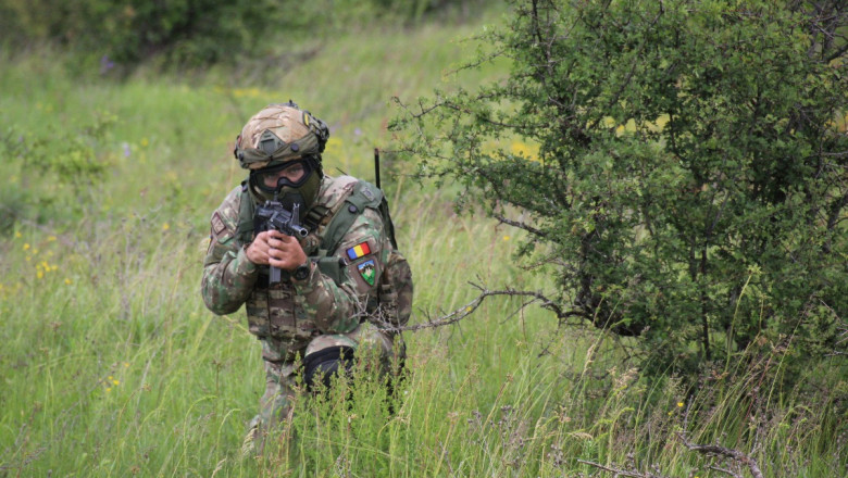 Aproape 5.000 de soldați din patru națiuni se implică într-un antrenament comun desfășurat în diverse locații militare din țară 1 aproximativ 5 000 de militari din patru tari participa la un exercitiu multinational care se desfasoara in mai multe poligoane din tara 6846c95d98337