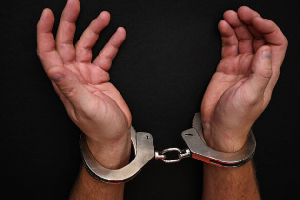 arestat pentru tentativa de omor dupa ce i a turnat socrului sau o substanta toxica in ciorba si i a taiat franele la masina 6849a48e74158