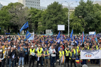 bns cere amanarea ordonantei austeritatii si a instiintat comisia europeana ca guvernul risca sa comita abuzuri 685e6c6ec86bd