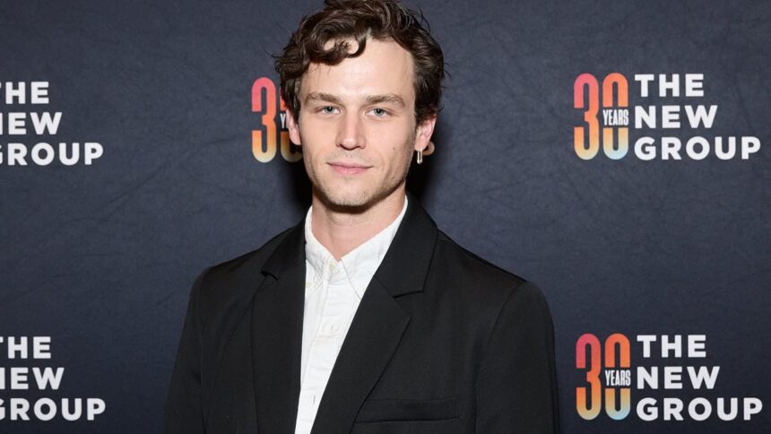 brandon flynn set to play iconic actor james dean in biopic willie jimmy dean about alleged gay romance 685b460030038