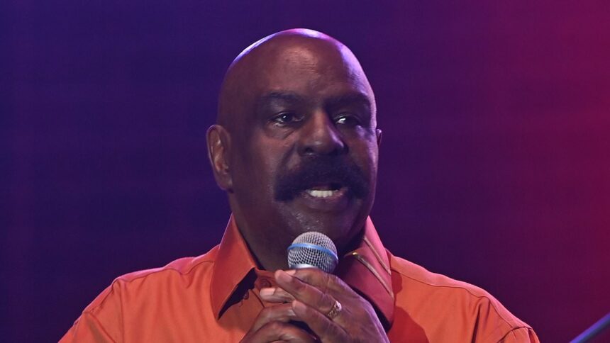 Tragedie în lumea muzicii: Walter Scott Jr., legenda R&B de la The Whispers, s-a stins la 81 de ani, după o luptă cu cancerul. 1 breaking newswalter scott jr dies at 81 rb legend from the whispers passes away after cancer battle 68607b18b61f1