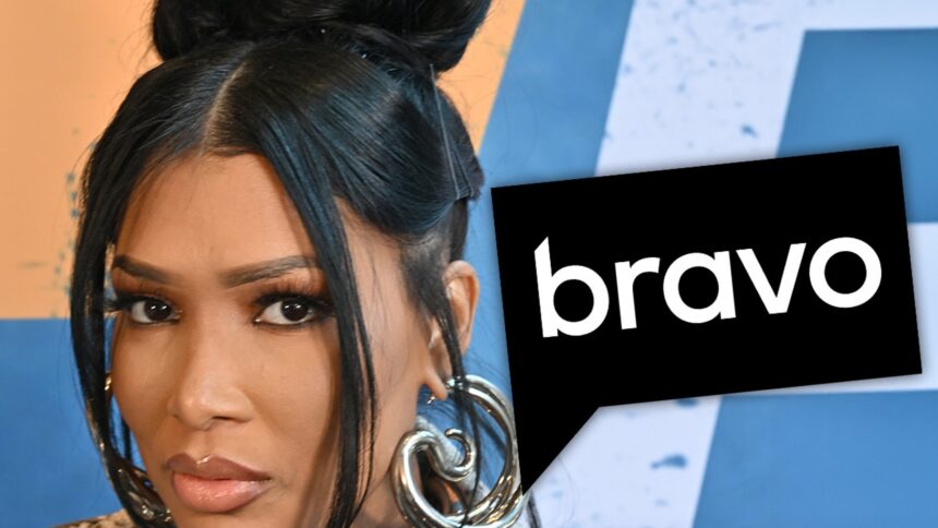 Brit Eady acționează în judecată Bravo pentru defăimare și hărțuire sexuală 1 brit eady sues bravo for defamation sexual harassment 684315bd8038f