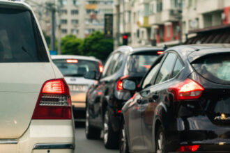 ce este regula fermoarului pe care parlamentarii o vor inclusa in codul rutier ce amenzi pot primi soferii care nu o vor respecta 685bd81a29e6b