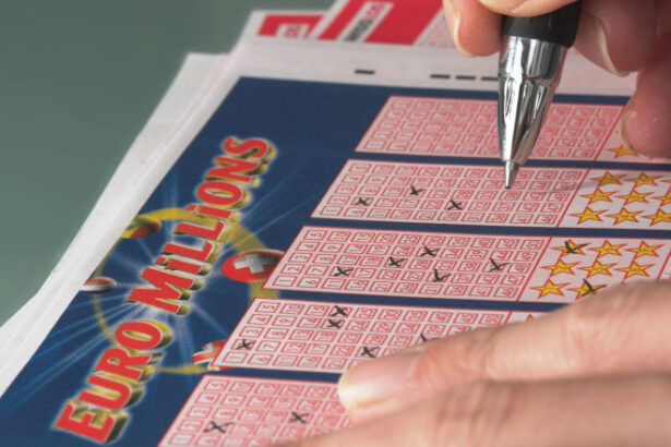 ce faci cand castigi 250 de milioane de euro cum isi cheltuiesc banii castigatorii marilor premii la loto 6853a1b1e9cd4