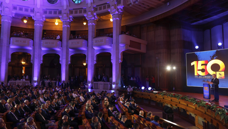 Consiliul Național al PNL a aprobat revizuirea statutului partidului, aducând în jur de 100 de schimbări. 1 consiliul national al pnl a adoptat noul statul al partidului cu aproximativ 100 de modificari 6860db0b83066