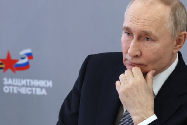 cum prezinta rusii atacul ucrainei asupra bombardierelor strategice bloggerii militari cer moscovei sa raspunda cu arme nucleare 683d71419f2f2