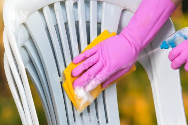 cum sa cureti plasticul ingalbenit trucul pe care putine persoane il cunosc 685a6bb0e8331