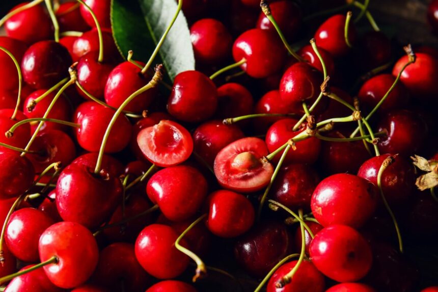 Strategii eficiente pentru a scăpa de viermii din cireșe și consecințele consumului acestora 1 cum sa scapi de viermii din cirese ce patesti daca mananci unul 68513ee89a21a