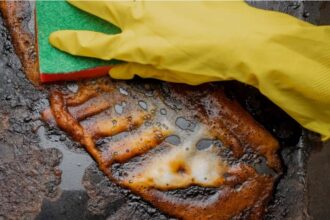 cum sa scapi rapid de grasimea din cuptor ai nevoie de doua ingrediente din casa 685130d5b1047