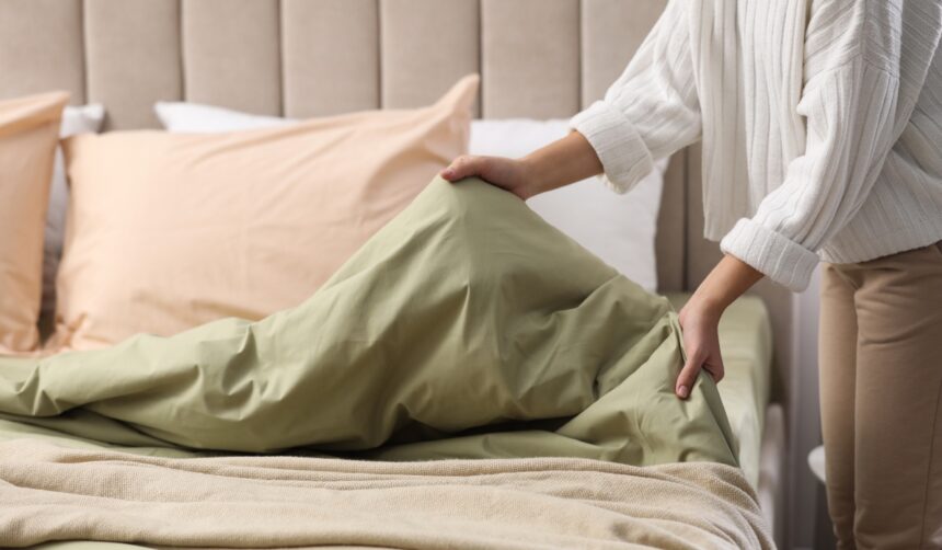 Secretele spălării lenjeriei de pat pentru o prospețime și un parfum de neuitat, așa cum o fac hotelurile de lux 1 cum sa speli lenjeria de pat ca sa ramana parfumata si proaspata trucul folosit in hotelurile de 5 stele 684312af8d24a