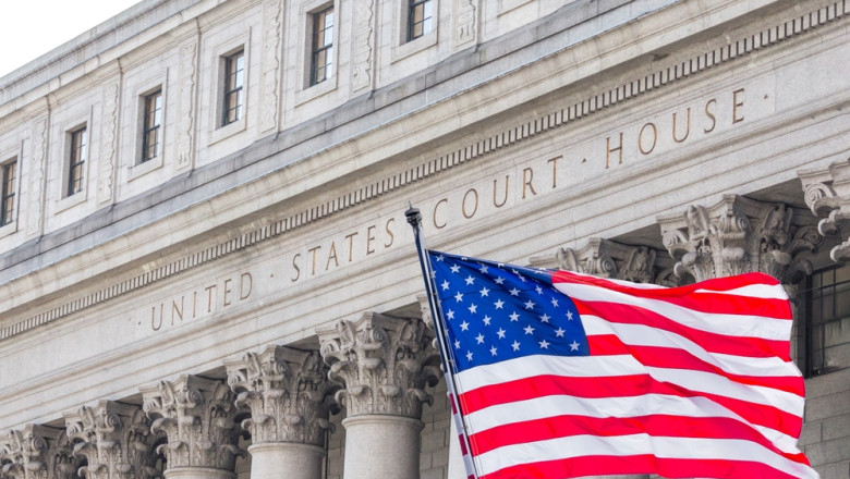 Curtea Supremă a SUA reînvie un proces de discriminare „inversă” inițiat de o femeie heterosexuală 1 curtea suprema din sua a relansat un proces intentat de o femeie heterosexuala care a reclamat un caz de discriminare inversa 6841e6a69ef63