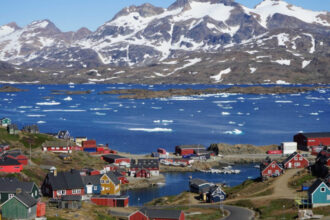 de ce nu vrea groenlanda bogata in minerale sa devina o putere miniera 68564a91262fc