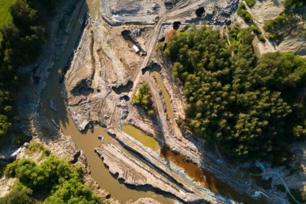 director de la apele romane la praid situatia este extrem de dificila cei deja evacuati nu se vor intoarce in locuinte 6850755252911