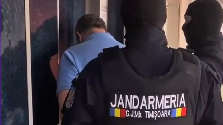 DNA: Practic toți angajații ISCTR Timișoara implicati în scandalul mitei, cu firme care ofereau „abonamente” lunare de 2.500 de euro 1 dna aproape toti angajatii isctr timisoara au luat mita unele firme plateau abonamente lunare de 2 500 de euro 684a6f0dab86f